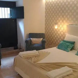 https://loving-chiado.hotels-lisbon-portugal.com
